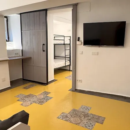 Lambrusco - Harbor's Light *